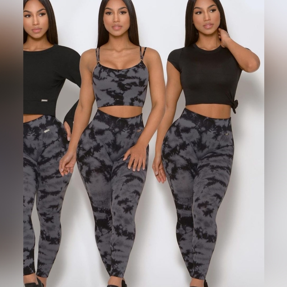 Bombshell Sportswear black & grey tie dye leggings and sports bra